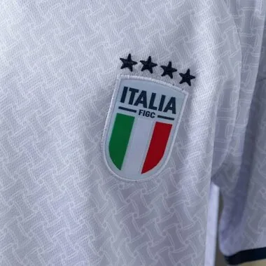 Kit de criança para o Campeonato do Mundo de 2026 da Itália