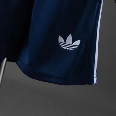 Kit de criança para o Campeonato do Mundo de 2026 da Itália