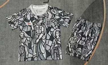 Kids Kit England x Palace 2026 World Cup Pre-match Jersey