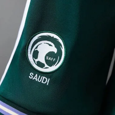 Equipamento infantil da Arábia Saudita para a Copa do Mundo de 2026, tamanho 16-28