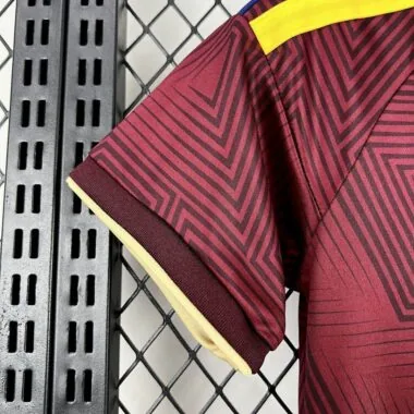 Venezuela 2026 World Cup Home Kid kit (Size 16-28)
