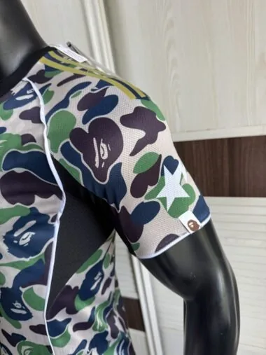 2025/26 BAPE X ADIDAS - Camiseta «FB Player Version» (tallas S-2XL)