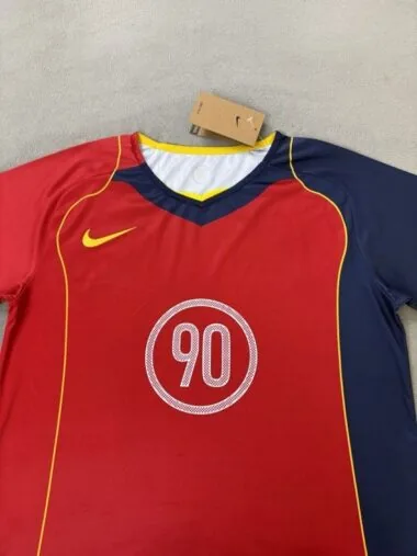 NIKE 90 RED MODEL