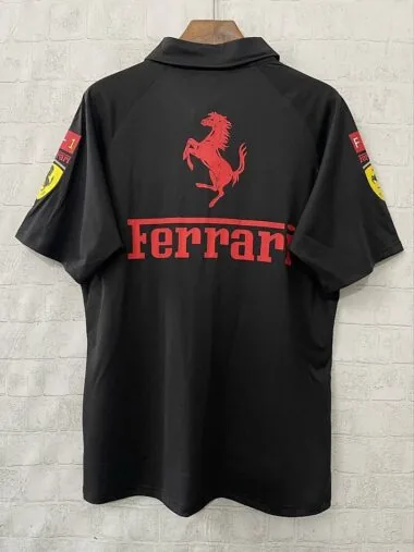 Polo Ferrari F1 nera 2025 (taglie S-3XL)