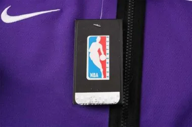 2122 NBA Los Angeles Lakers Hooded Jacket Kit Light Purple