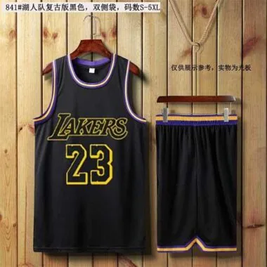 841# Lakers y Spurs: estilo retro
