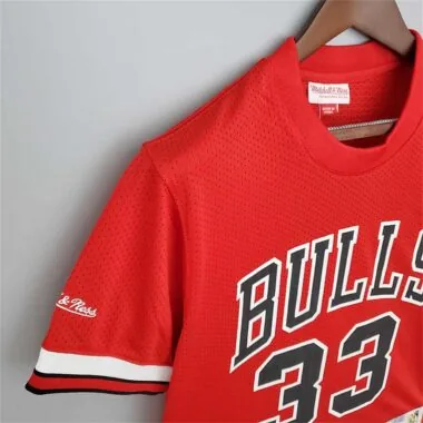 Mitchellness Bulls Red No. 33 Jordan Retro Mesh Short Sleeve