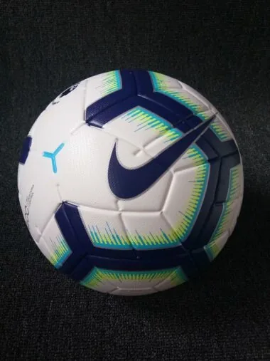 19 pieces 4 pieces of leather football stickers 5