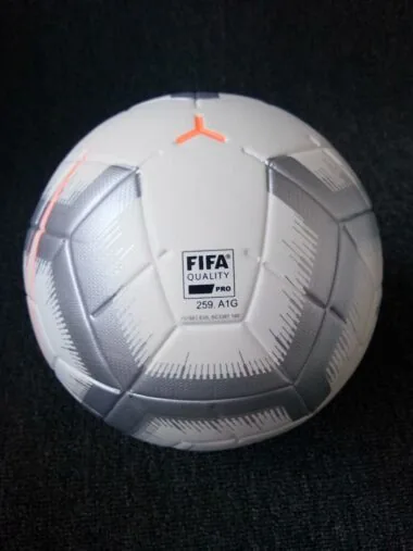 19 pieces 4 pieces of leather football stickers 5
