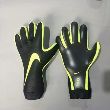 N4 MTE goalkeeper gloves