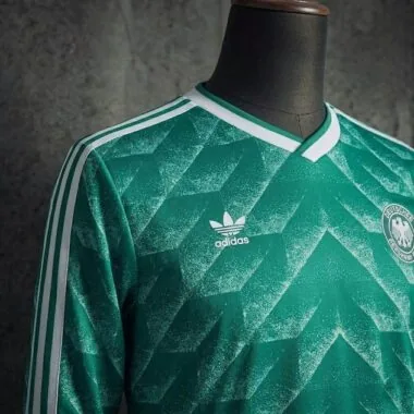 Retro 1990 Germany away long sleeve green Jersey (S-2XL)