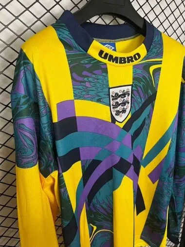 Retro England 1995 Goalkeeper long sleeves Jersey (S-2XL)