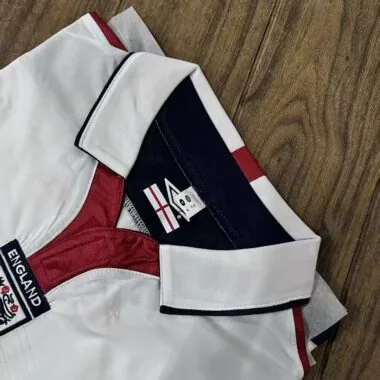 Retro England 2004 Home Long sleeve soccer Jersey