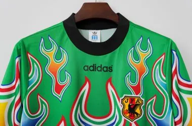 Retro Japan 1998 Green Long sleeve Goalkeeper soccer Jersey