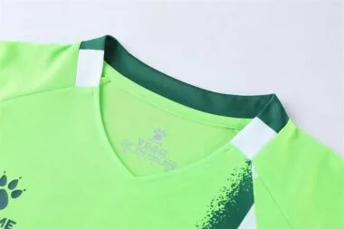 1002卡尔美足球训练服