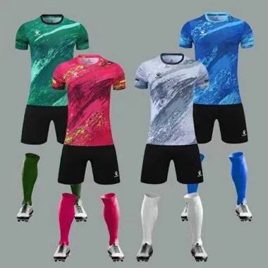 1009: Equipo de entrenamiento de fútbol de Karl Mei