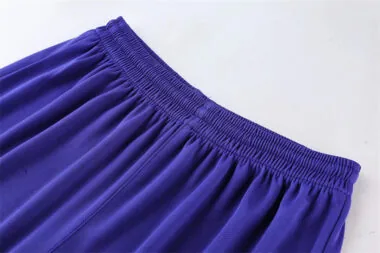 8106