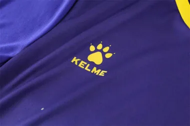 8106