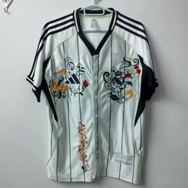 25-26 embroidered flowers Jersey