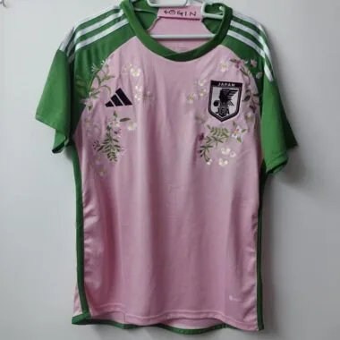 25-26 embroidered flowers Jersey