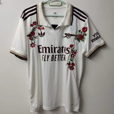 25-26 embroidered flowers Jersey