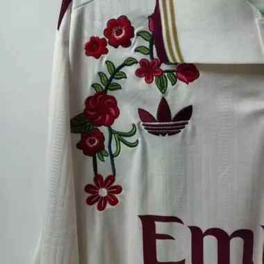 25-26 embroidered flowers Jersey