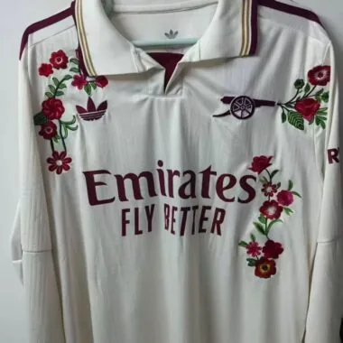25-26 embroidered flowers Jersey