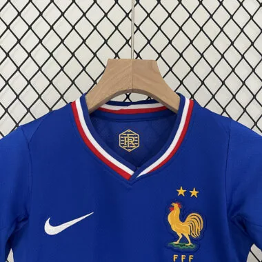 2024 France home kid kit