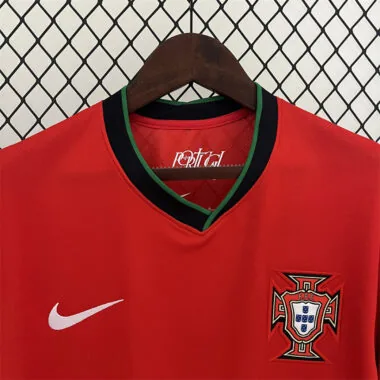 Camisa de jogo em casa de Portugal de 2024
