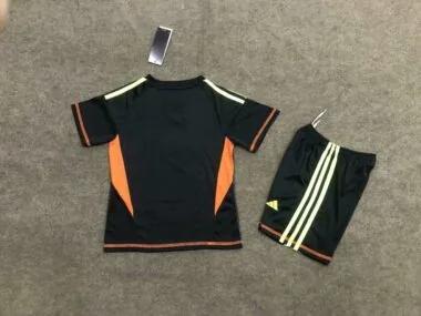 24-25 Germany black goalkeeper kid kit