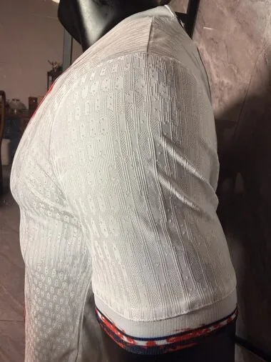 Maillot « White Special » de l'équipe d'Angleterre 2026, version joueur (S-2XL)