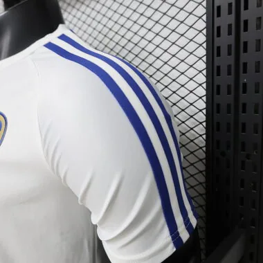 Camiseta informal blanca del Leeds United 2025/26, versión para jugador