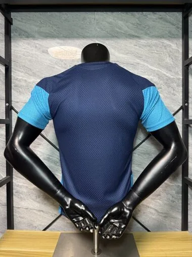 Camiseta de entrenamiento de España 2026, color azul oscuro, versión para jugadores