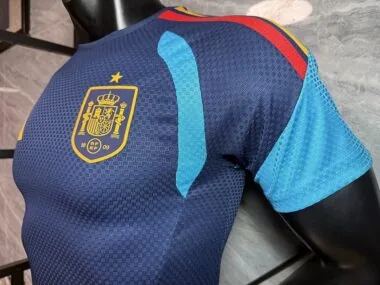 Camiseta de entrenamiento de España 2026, color azul oscuro, versión para jugadores