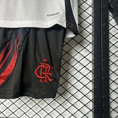 25-26 Flamengo away kid kit