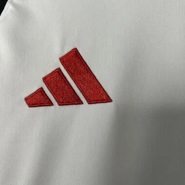 25-26 Flamengo away kid kit