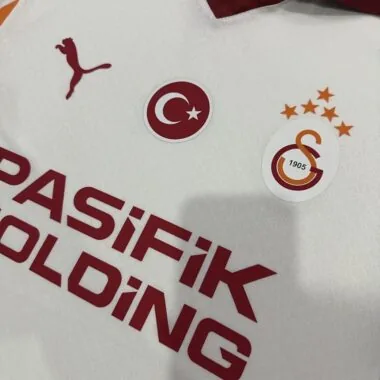 Galatasaray 2025/26 Away Player Version Jersey (S-2XL)
