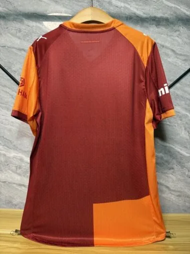 Galatasaray 2025/26 home Player Version Jersey (S-2XL)