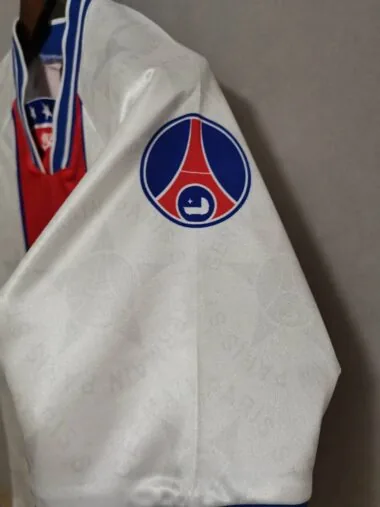 94-95 PSG in trasferta, maglia bianca
