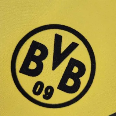 1989, Dortmund (en casa)