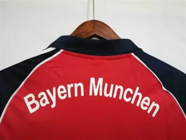 00-01 Bayern Munich Champions League home red