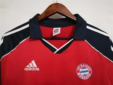 00-01 Bayern Munich Champions League home red
