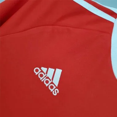 00-01 Bayern Munich home