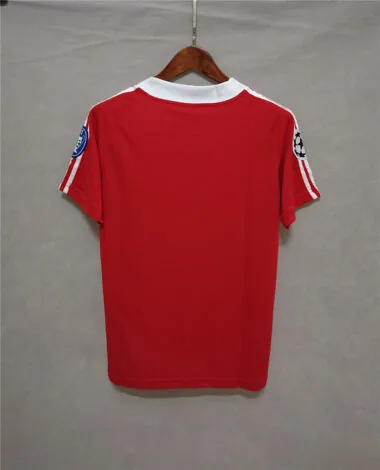 01-02 Bayern Munich Champions League home red