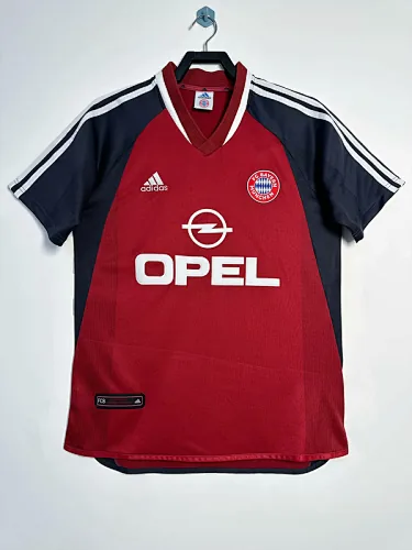 01-02 Bayern home retro jersey
