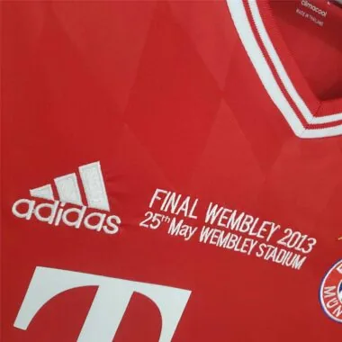 13-14 Bayern Munich Champions League home long sleeve