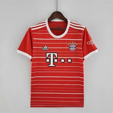 22-23 Bayern home