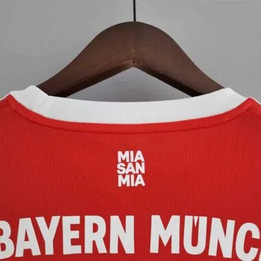 22-23 Bayern home
