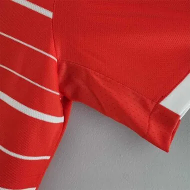 22-23 Bayern home