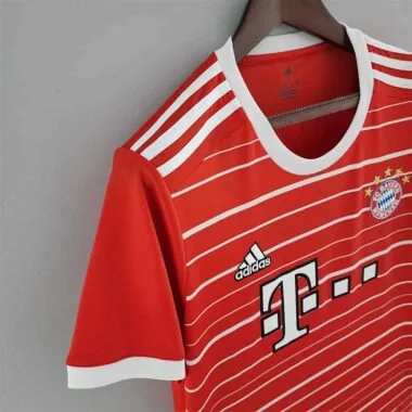 22-23 Bayern home